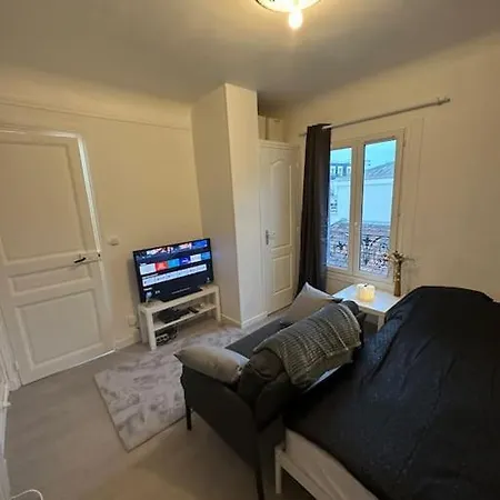 Cosy - 15 Min From Paris