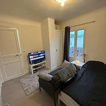 Daire Cosy - 15 Min From Paris Courbevoie